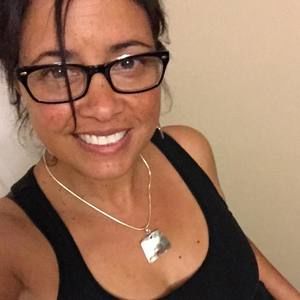 Meet your Posher, Monique